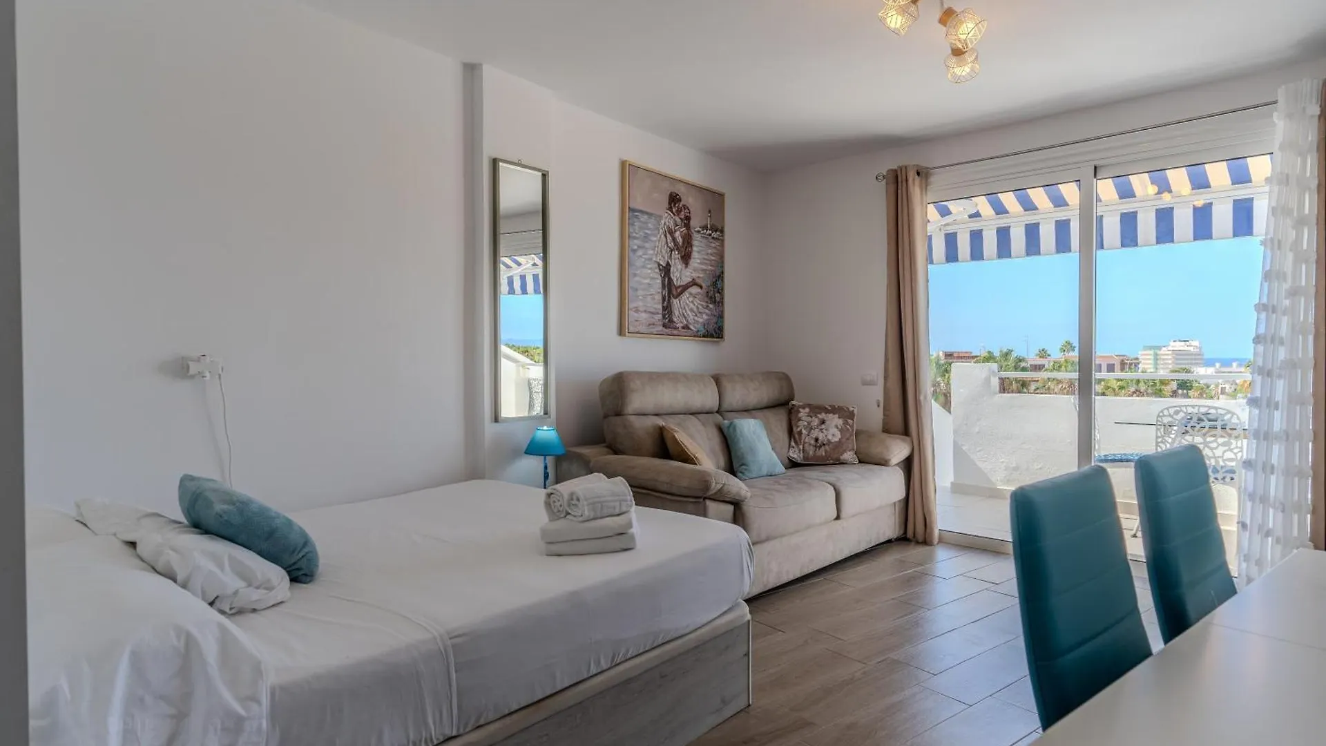 Malibu Park Studio With Ocean Views & Heated Pool Costa Adeje  0*, Costa Adeje (Tenerife) Spain