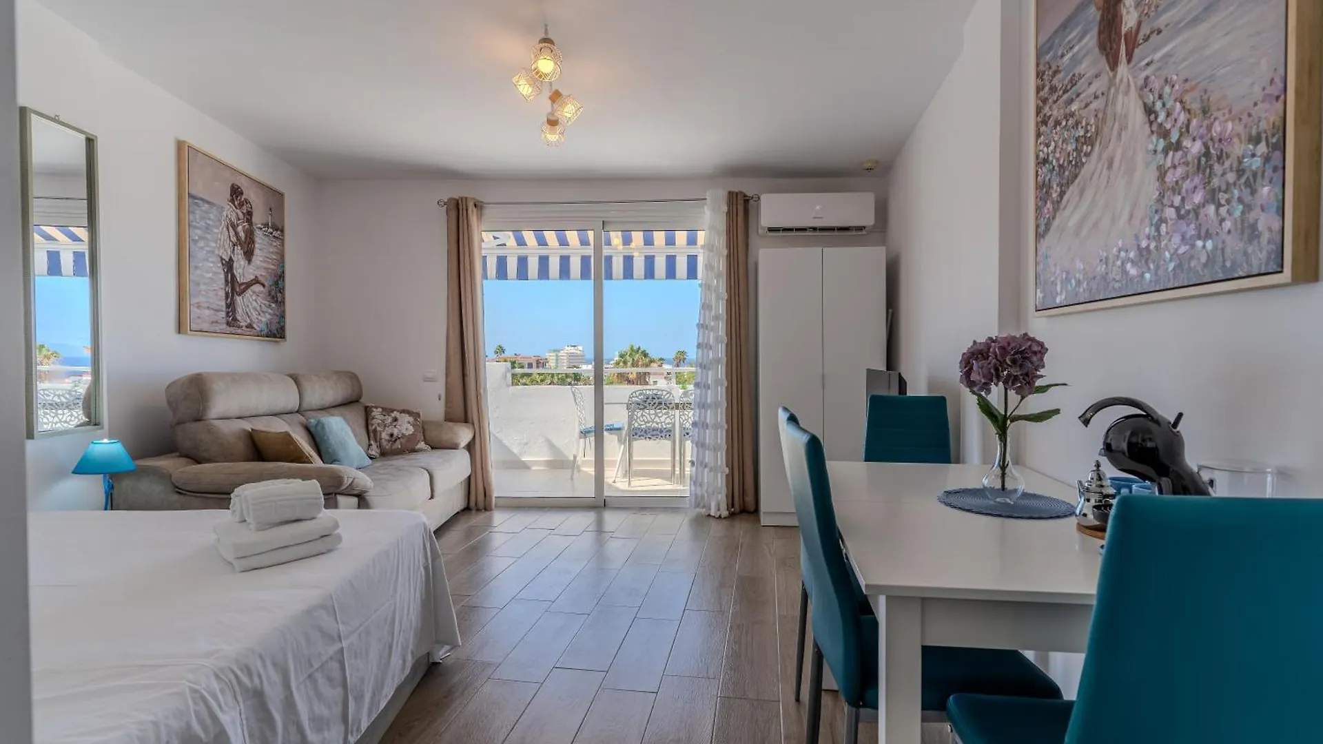 Malibu Park Studio With Ocean Views & Heated Pool أذيخي شقة